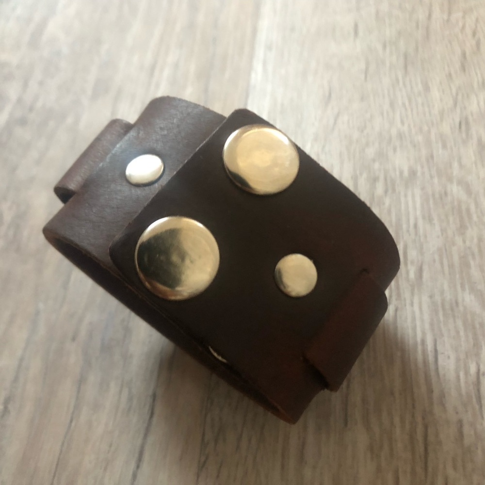 Austrian Brown Leather Bracelet 9”